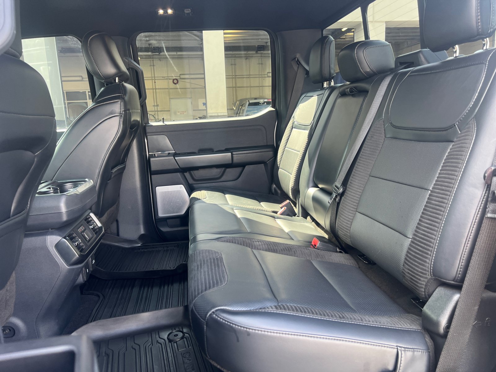 Certified 2022 Ford F150 Raptor w/ Raptor 37 Performance Package AWD/4WD image 22
