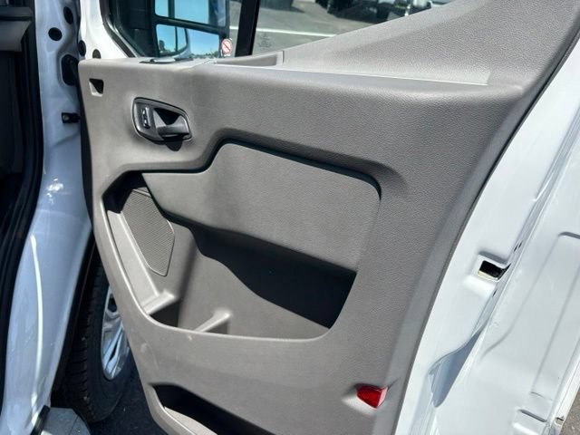 Certified 2025 Ford Transit 250 Low Roof w/ Exterior Upgrade Package RWD image 28