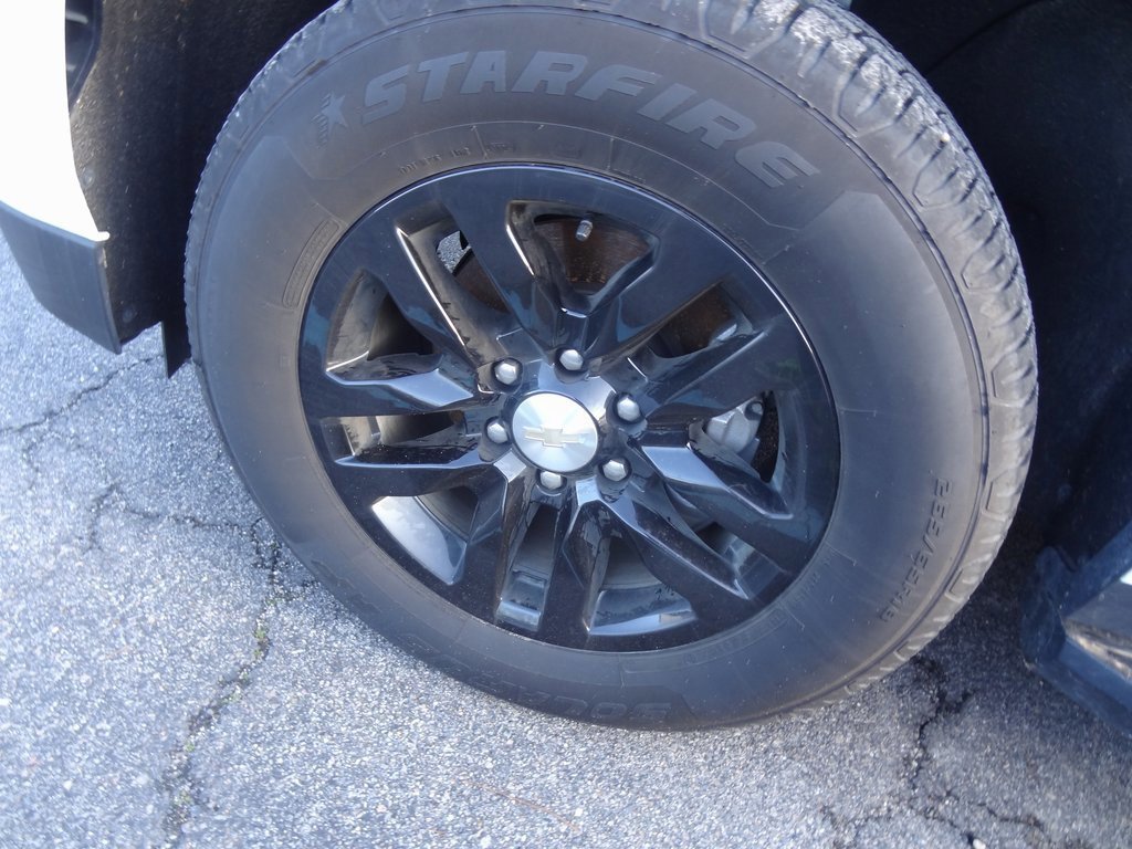 Used 2023 Chevrolet Tahoe LT image 5