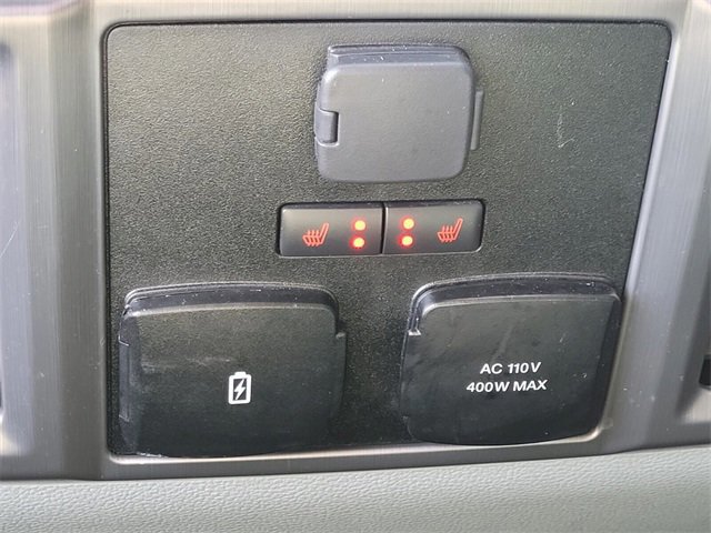 Certified 2022 Ford F450 Limited w/ FX4 Off-Road Package image 13