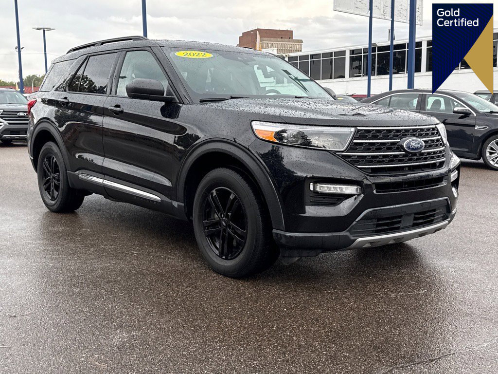Certified 2022 Ford Explorer XLT w/ Equipment Group 202A