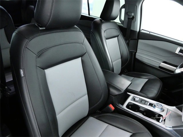 Certified 2023 Ford Explorer XLT w/ Equipment Group 202A image 11