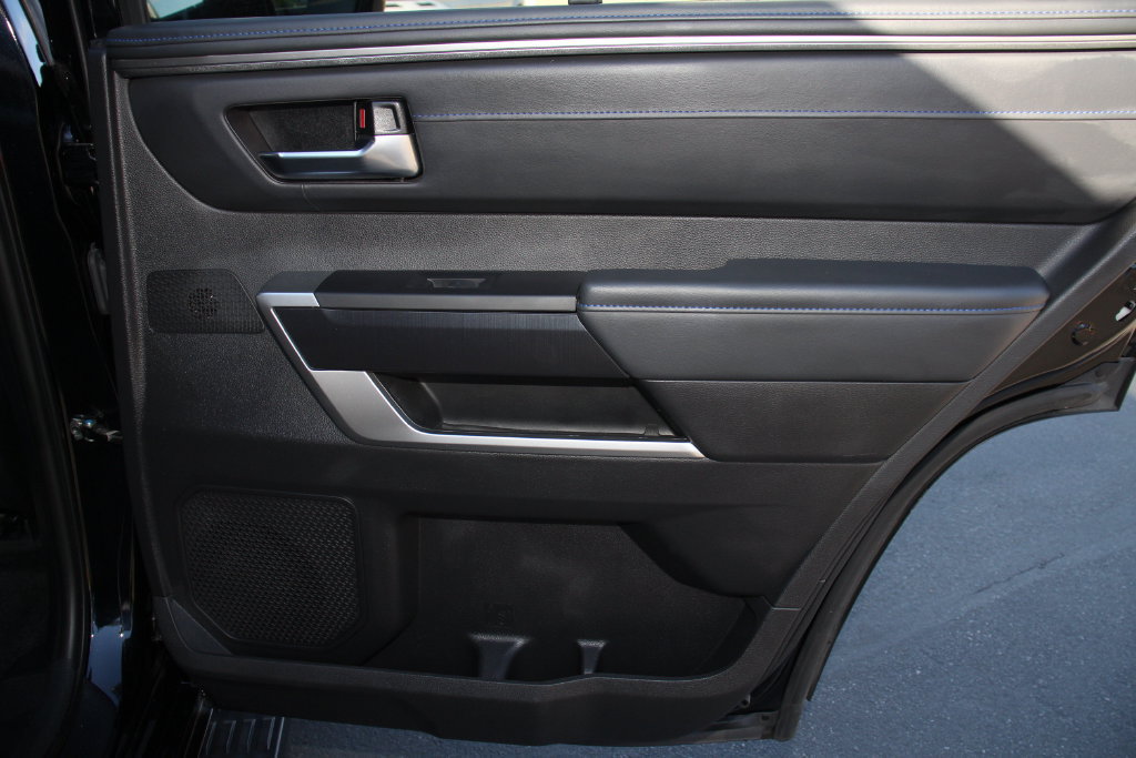 Used 2024 Toyota Sequoia Platinum AWD/4WD image 27