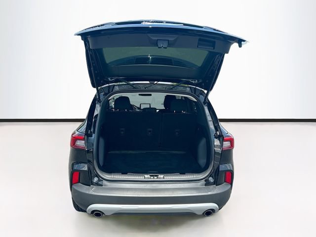 Certified 2025 Ford Escape Active AWD/4WD image 30