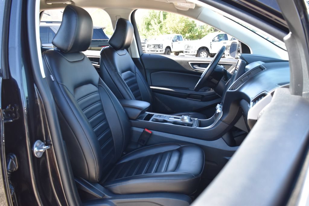 Certified 2024 Ford Edge SEL w/ Convenience Package AWD/4WD image 30