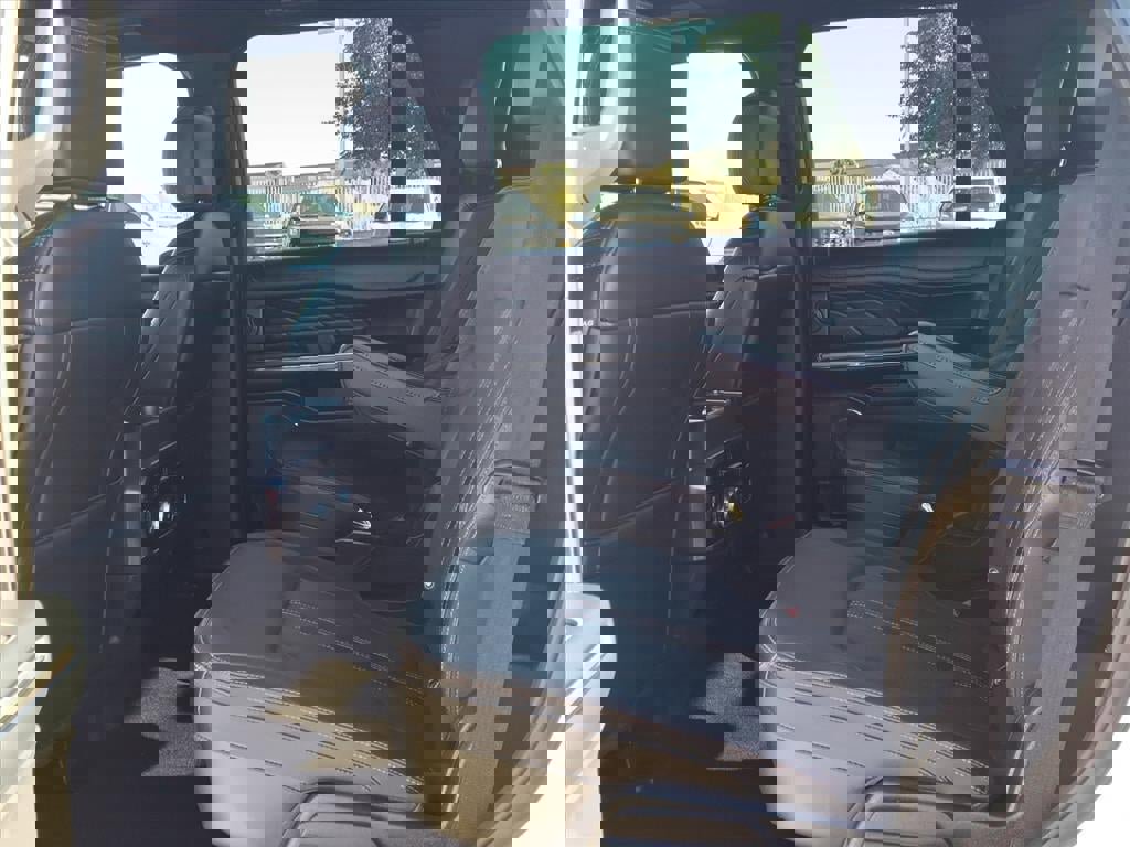 Certified 2023 Ford Expedition Platinum image 18