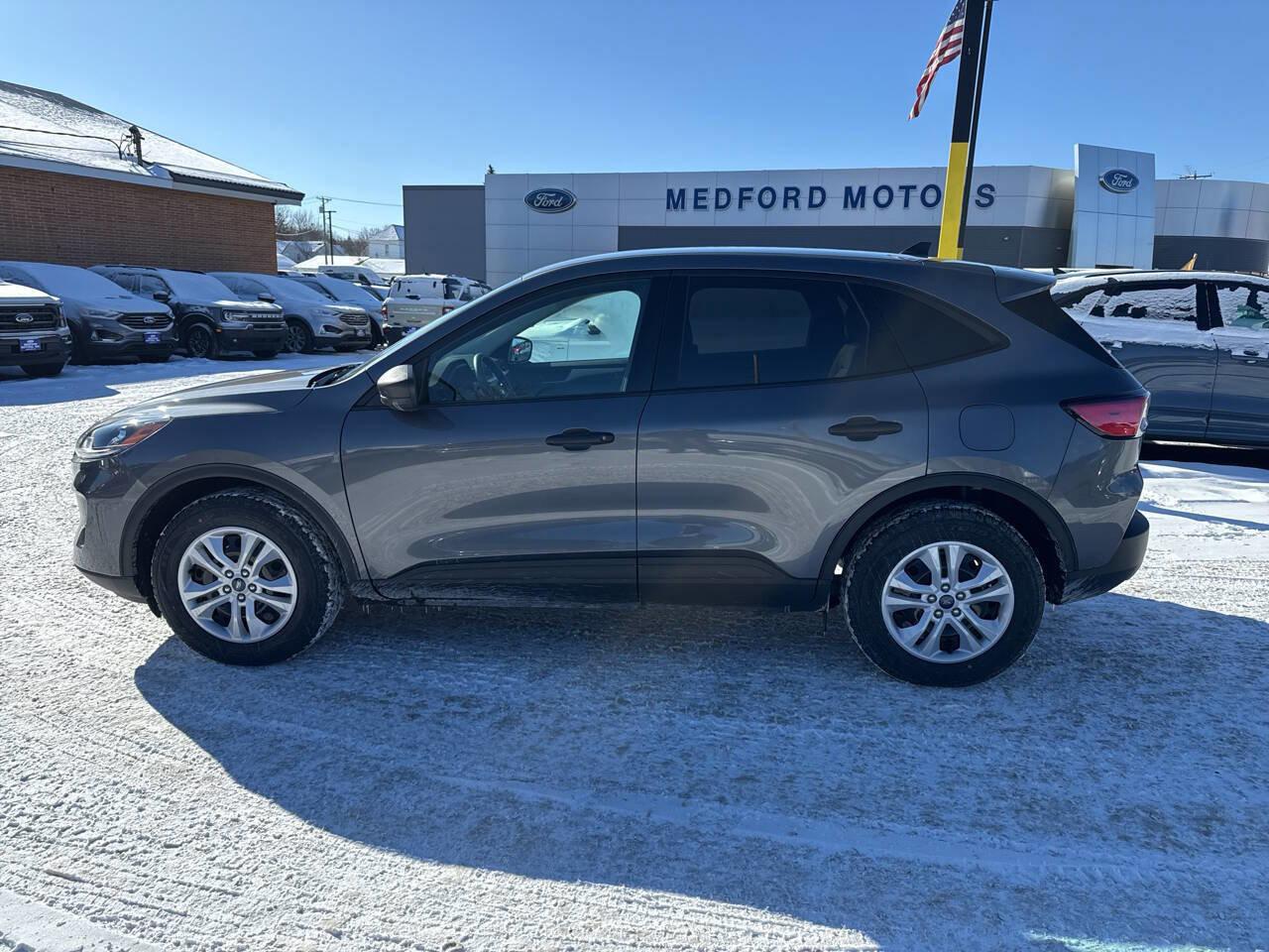 Certified 2022 Ford Escape S image 6