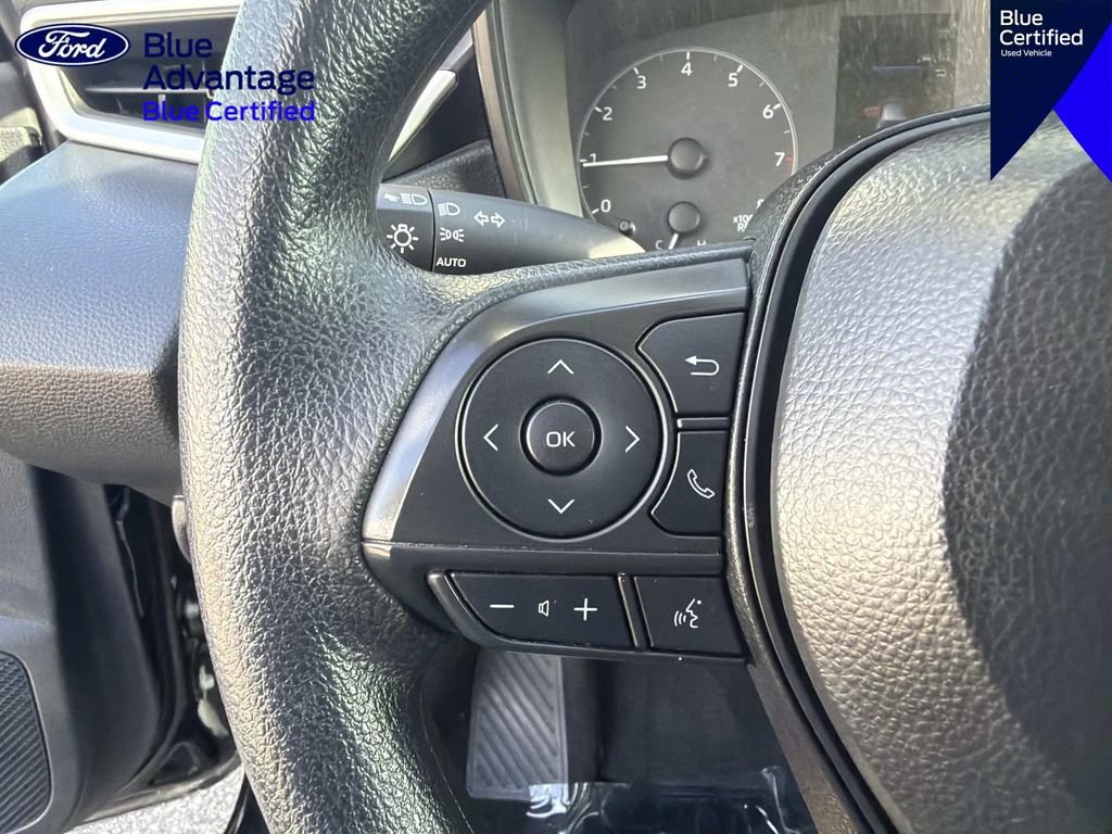 Used 2025 Toyota Corolla LE FWD image 16
