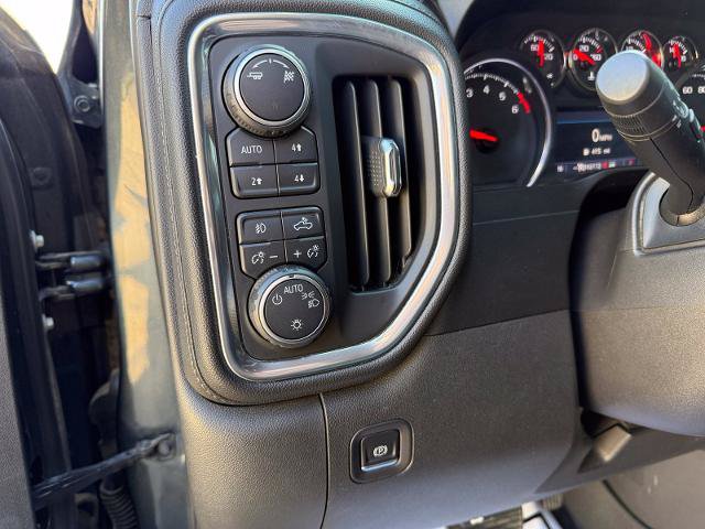 Used 2019 Chevrolet Silverado 1500 LT Trail Boss AWD/4WD image 27