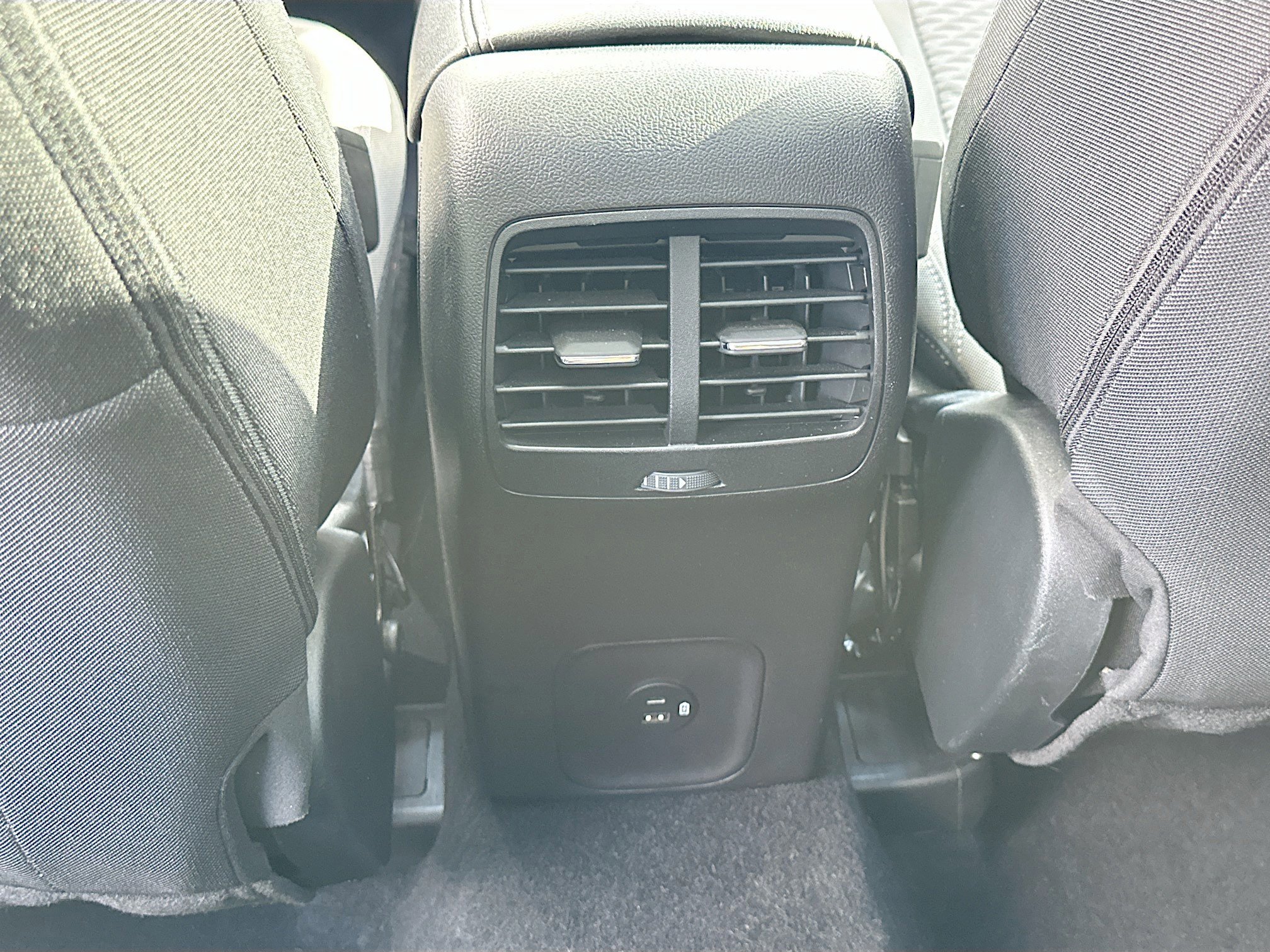 Certified 2021 Ford Escape SE w/ SE Sport Appearance Package image 23