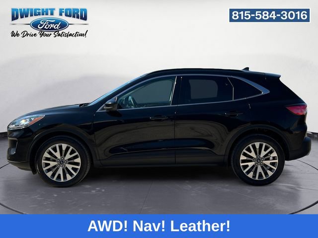 Certified 2022 Ford Escape Titanium AWD/4WD image 2