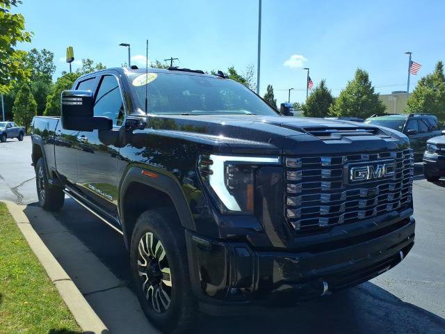 Used 2025 GMC Sierra 2500 Denali Ultimate AWD/4WD image 3