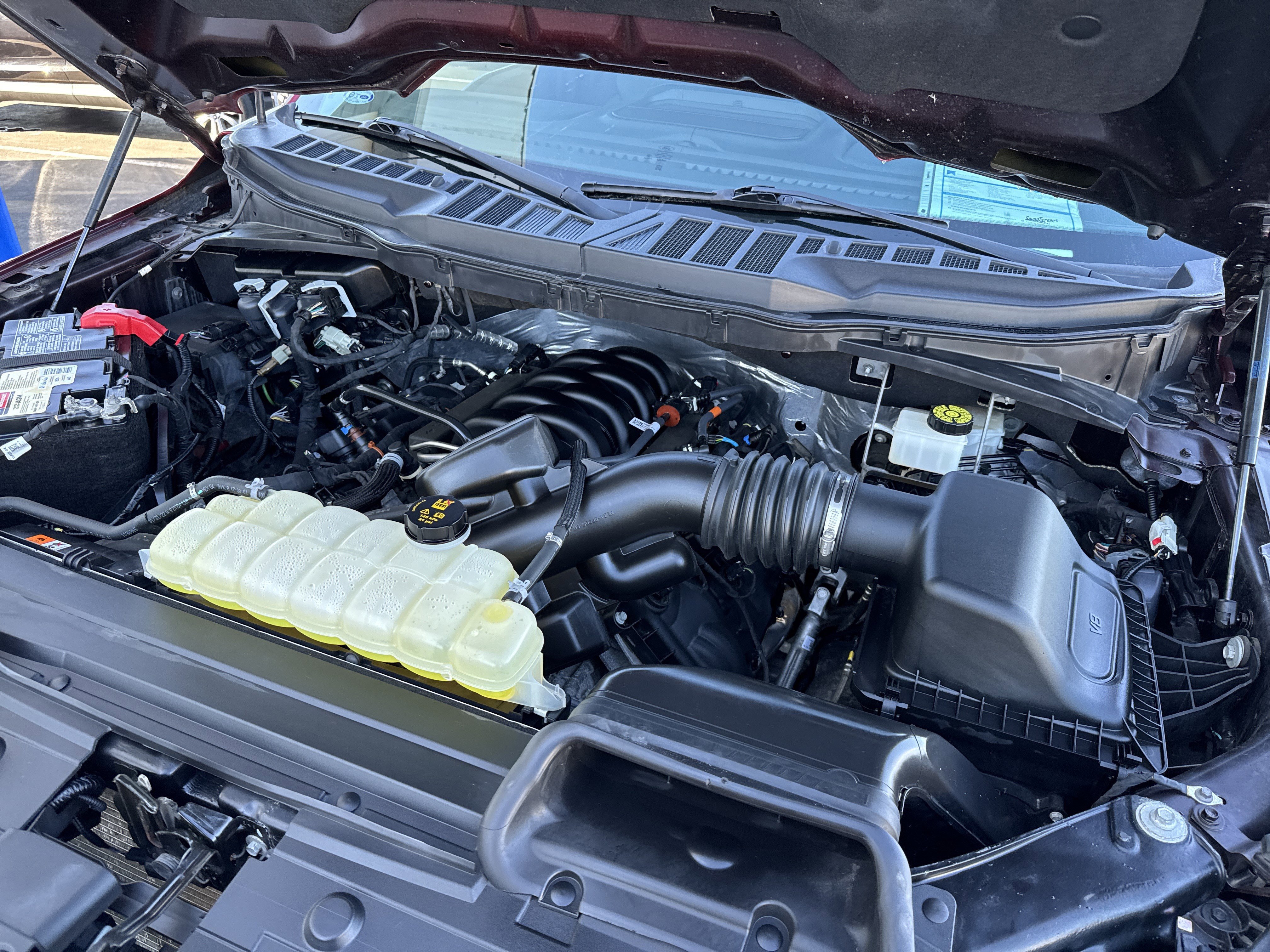 Certified 2022 Ford F150 Lariat w/ Equipment Group 502A High image 55