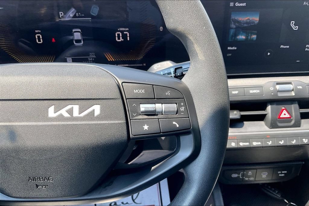 Used 2025 Kia K4 FWD image 19