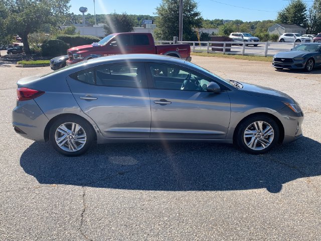 Used 2019 Hyundai Elantra SEL FWD image 4