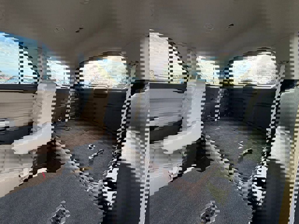 Certified 2023 Ford Explorer XLT w/ Equipment Group 202A image 34