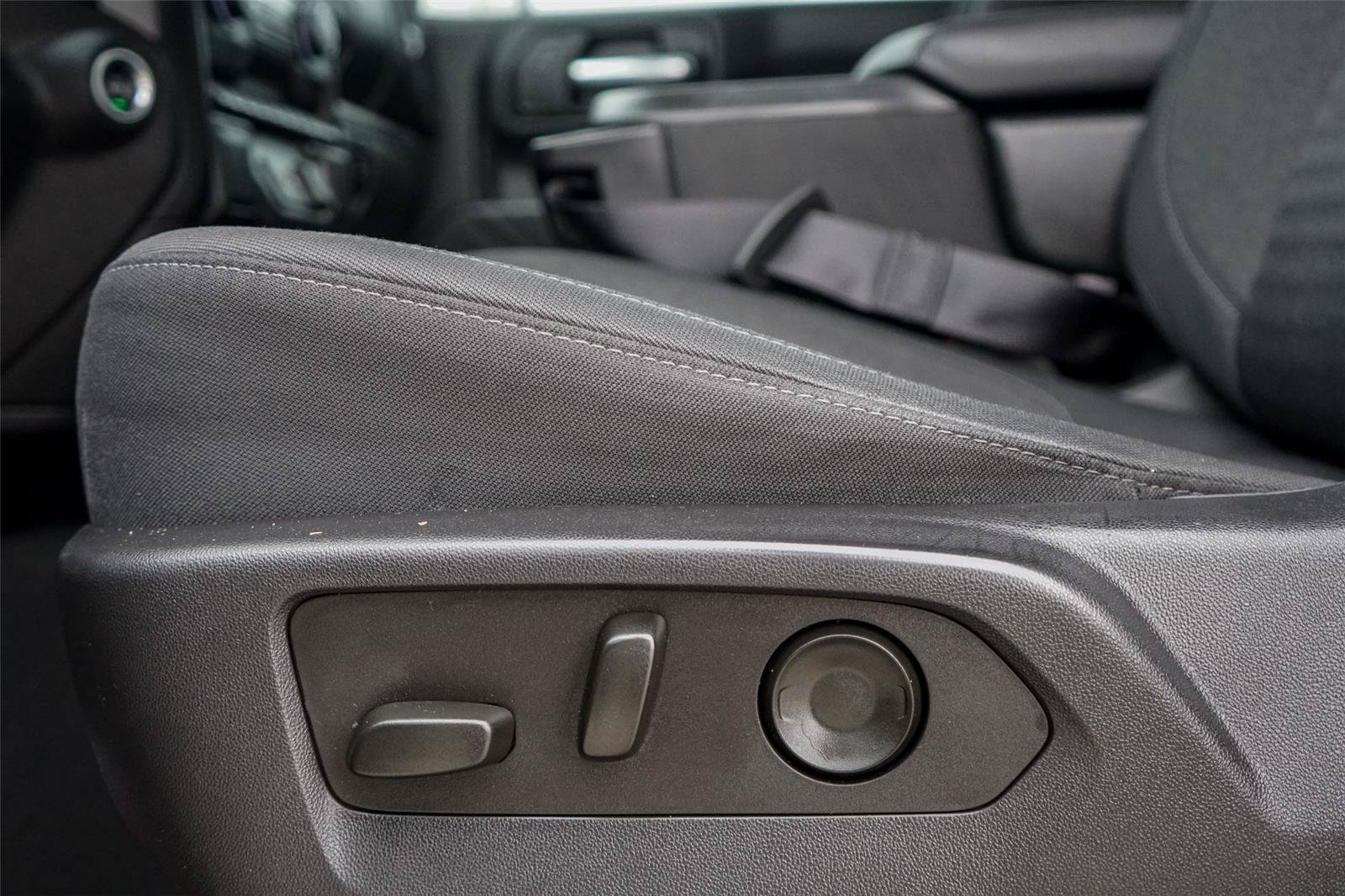 Used 2023 Chevrolet Silverado 1500 Custom RWD image 19