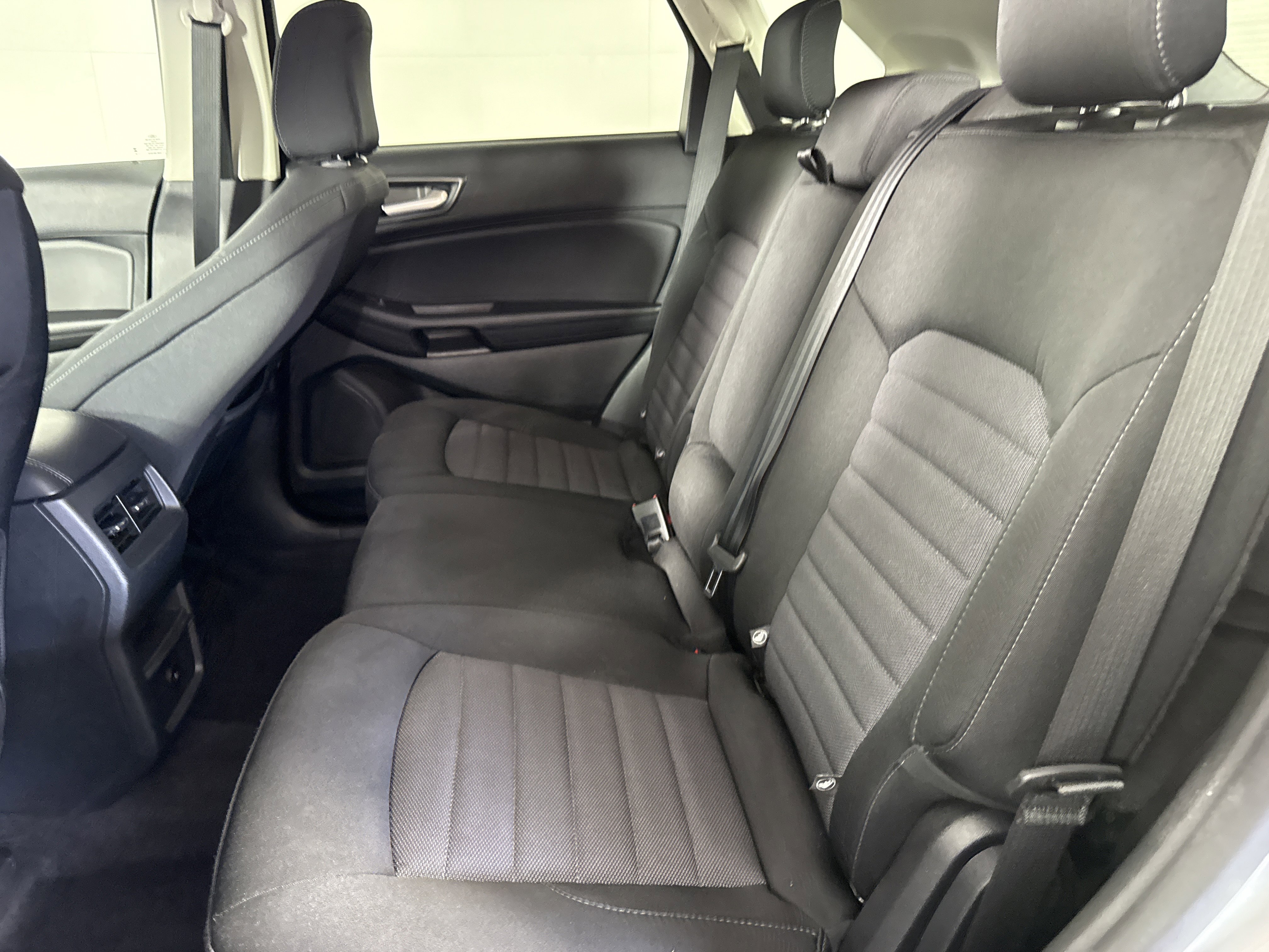 Certified 2023 Ford Edge SE w/ Black Appearance Package AWD/4WD image 14