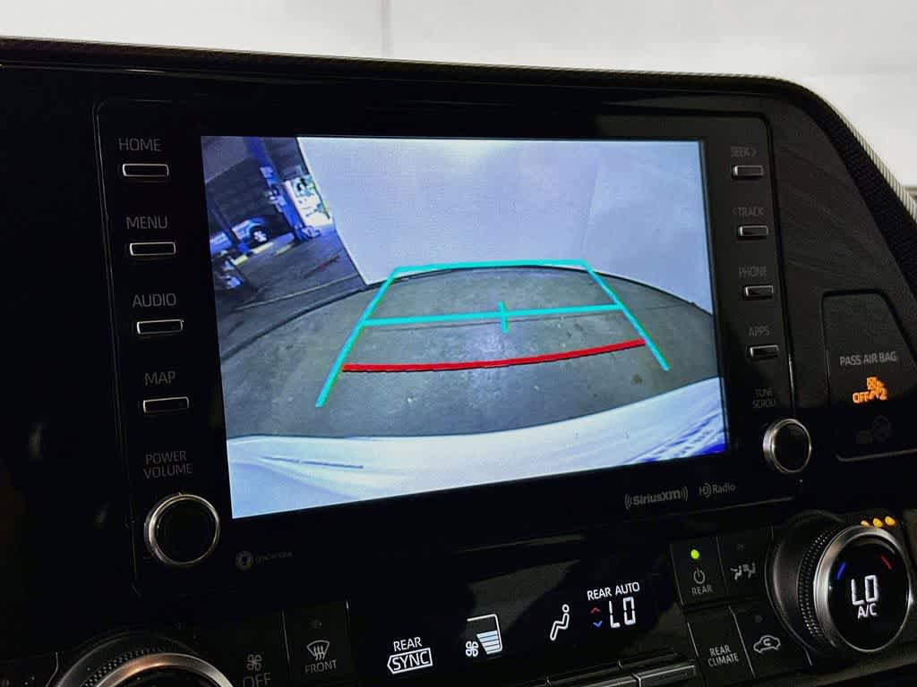 Used 2022 Toyota Highlander XSE FWD image 27
