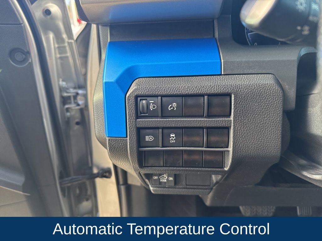 Used 2024 Toyota Tacoma TRD Off-Road image 15