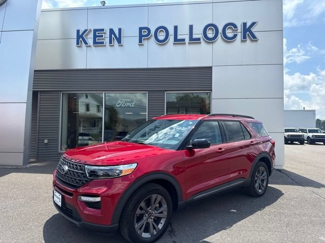 Certified 2024 Ford Explorer XLT w/ Equipment Group 202A AWD/4WD image 2