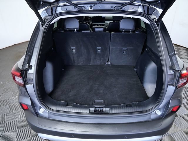 Certified 2025 Ford Escape Platinum AWD/4WD image 27