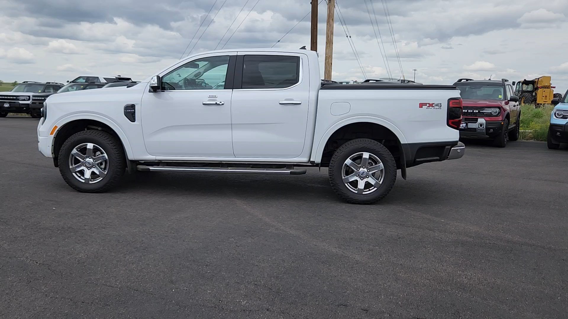 Certified 2024 Ford Ranger Lariat w/ FX4 Off-Road Package AWD/4WD image 3