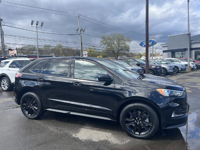 Certified 2023 Ford Edge ST-Line AWD/4WD image 4