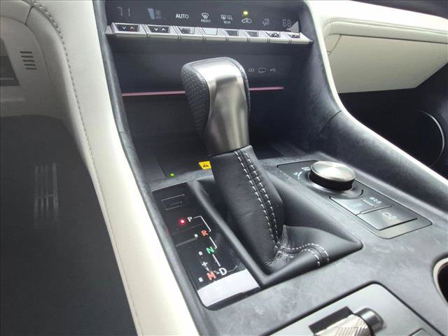 Used 2026 Lexus IS 350 F Sport w/ Technology Package RWD image 11