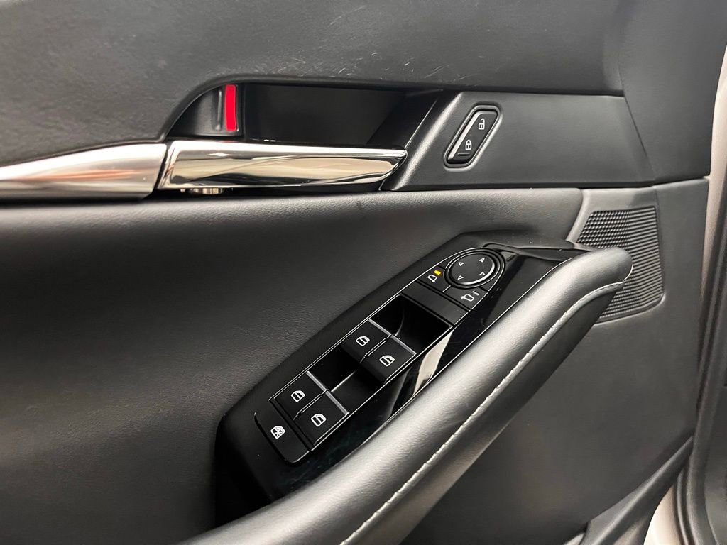 Used 2023 MAZDA CX-30 AWD 2.5 S w/ Preferred Package image 16