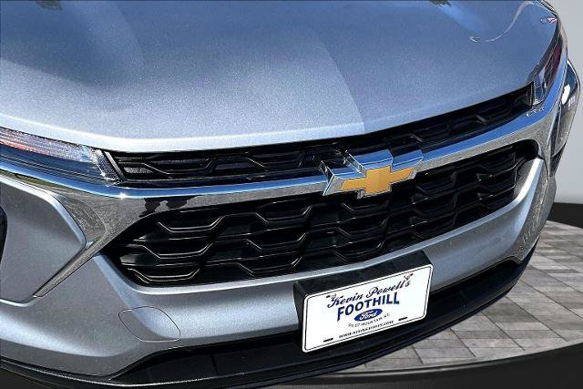 Used 2024 Chevrolet Trax LS w/ LS Convenience Package FWD image 28