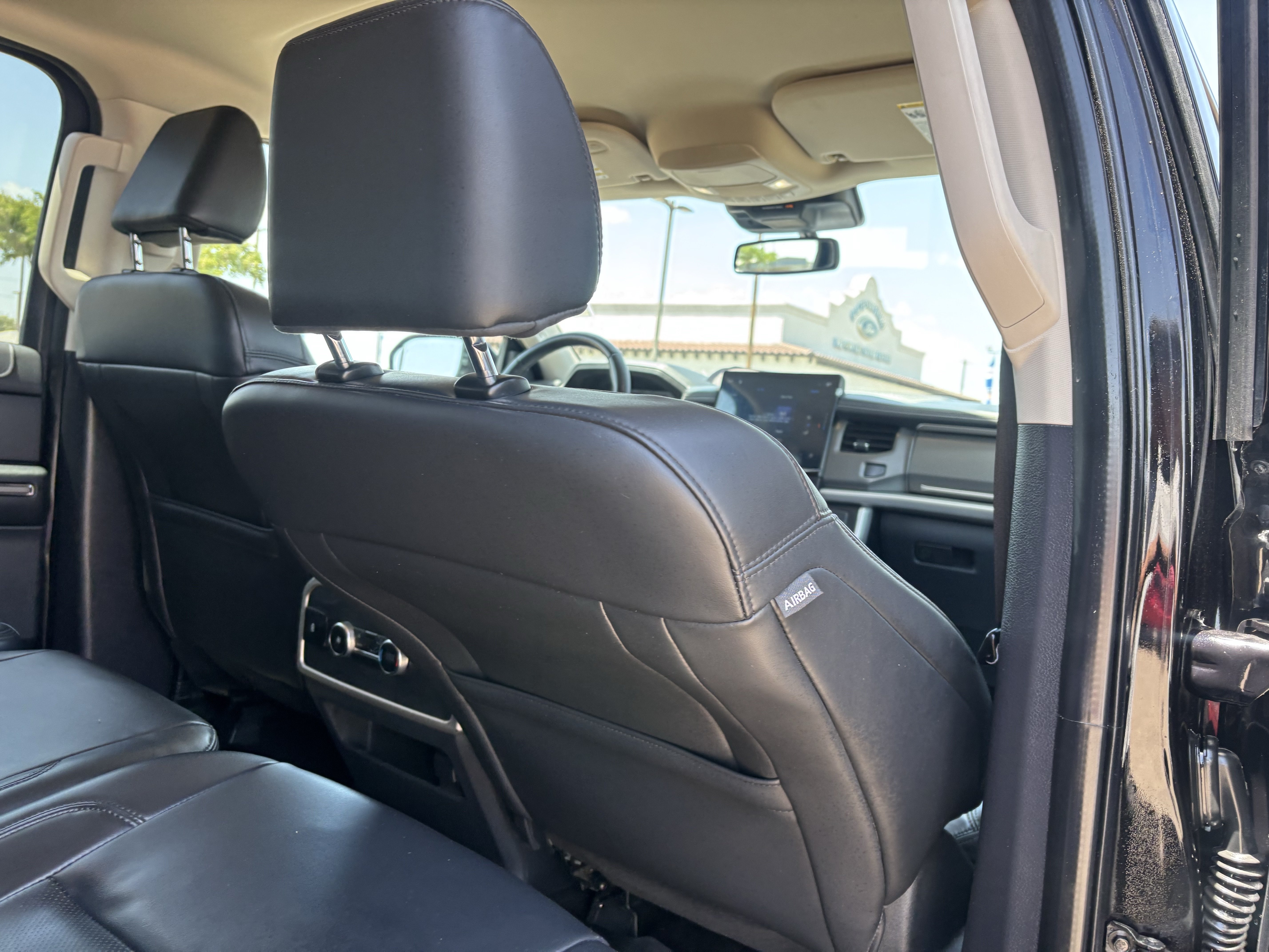 Certified 2023 Ford Expedition XLT RWD image 22