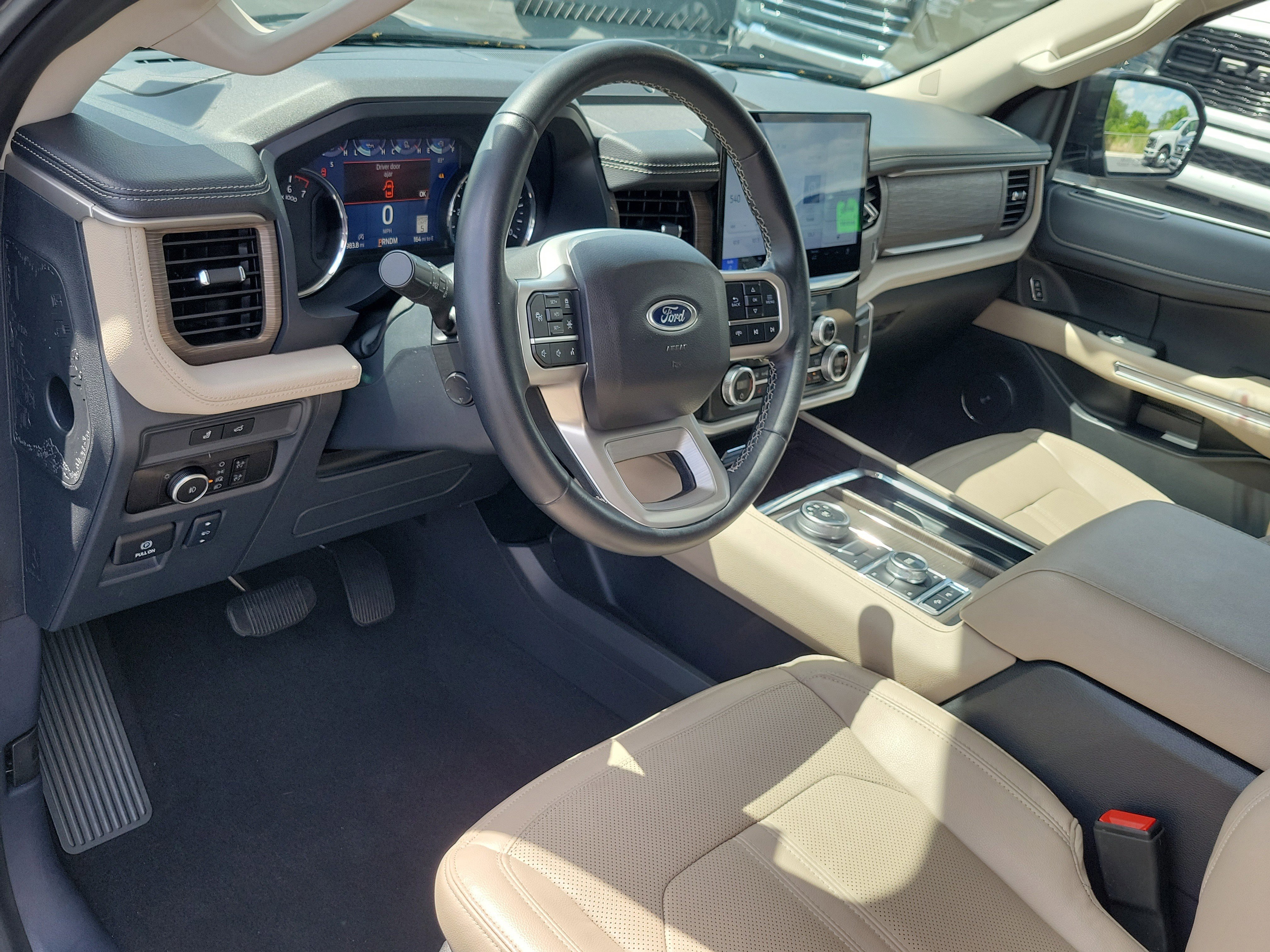 Certified 2024 Ford Expedition Limited image 22