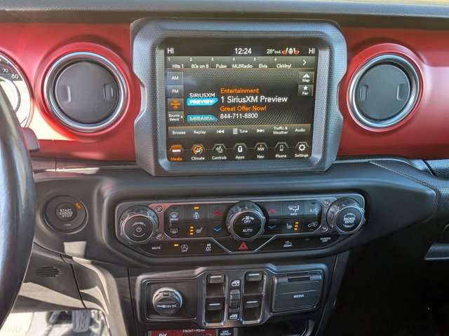 Used 2022 Jeep Gladiator Rubicon w/ Cold Weather Group image 21