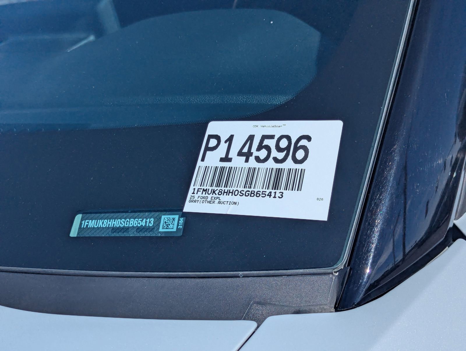 Certified 2025 Ford Explorer Platinum w/ LUX Leather Package image 31