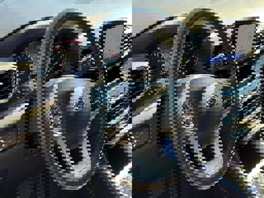 Certified 2023 Ford Explorer Limited image 32