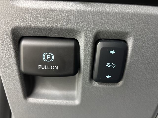 Certified 2023 Ford F150 XLT w/ Equipment Group 302A High image 23