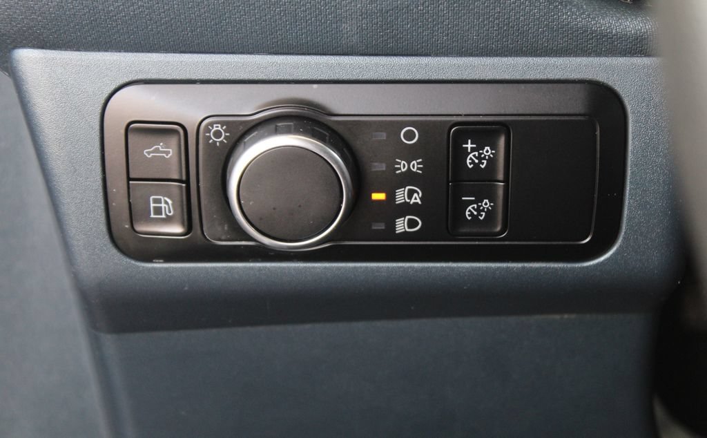 Certified 2023 Ford Maverick XL FWD image 24