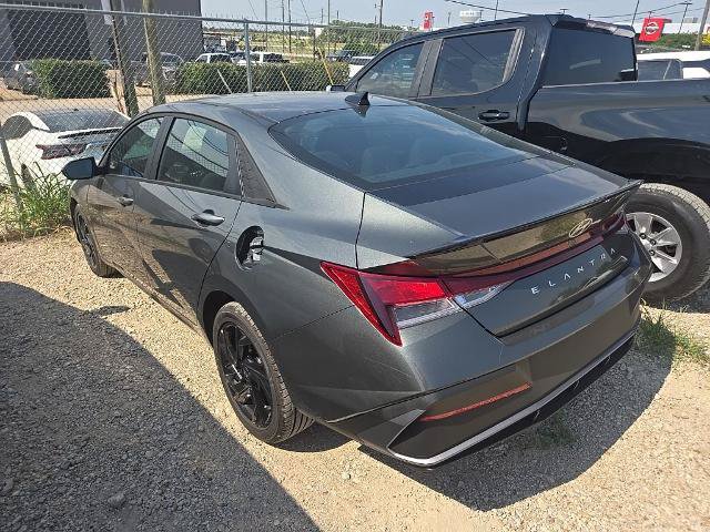 Used 2026 Hyundai Elantra Sport FWD image 2