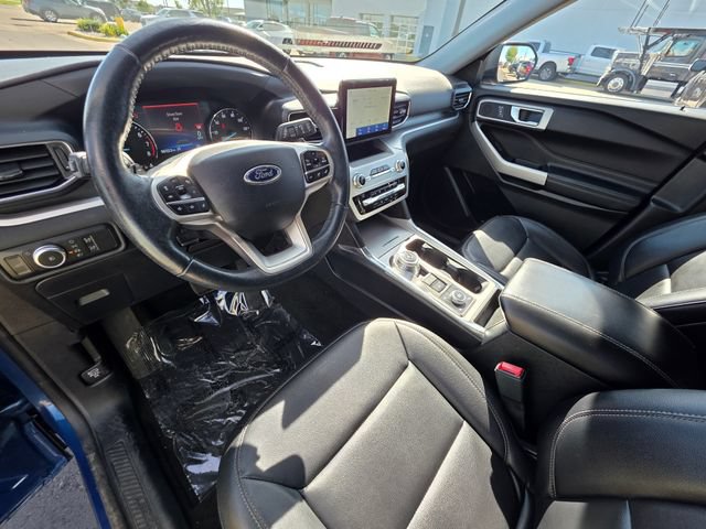 Certified 2020 Ford Explorer XLT w/ Equipment Group 202A AWD/4WD image 18
