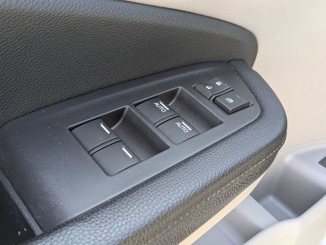 Used 2018 Honda Pilot EX-L image 10