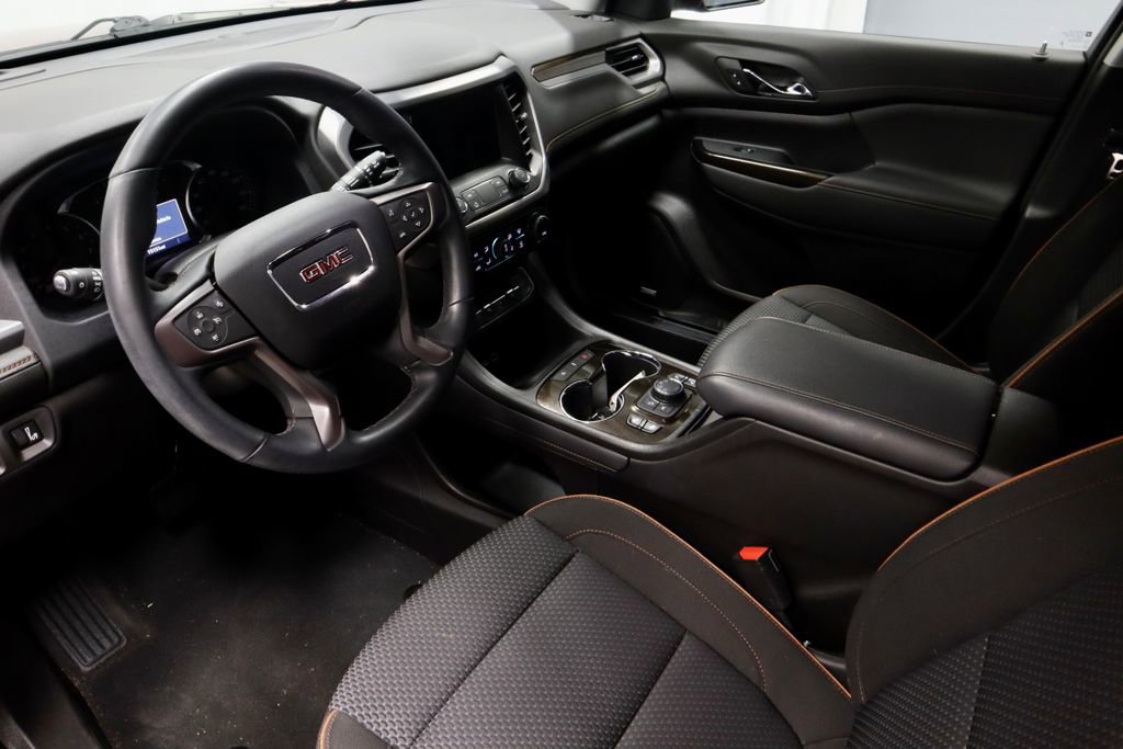 Used 2023 GMC Acadia AT4 image 26