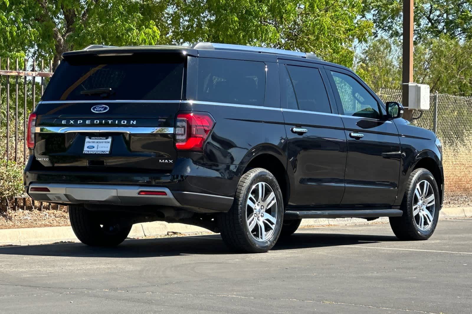 Certified 2024 Ford Expedition Max Limited image 5