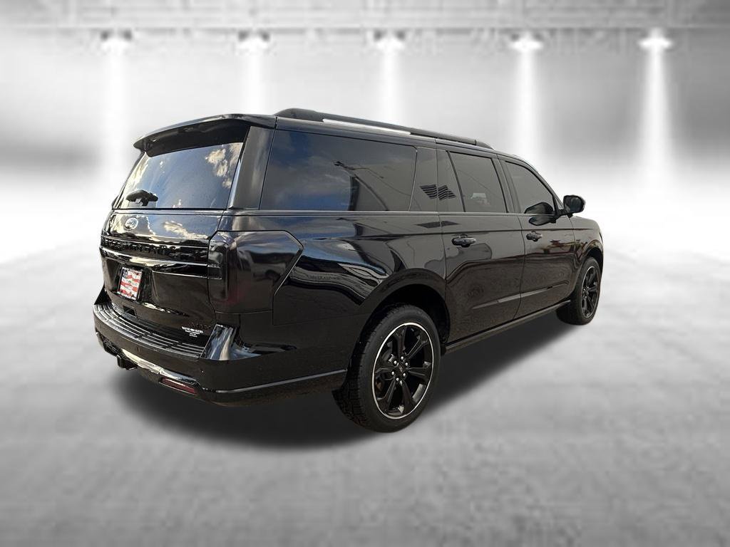 Certified 2024 Ford Expedition Max Limited RWD image 4