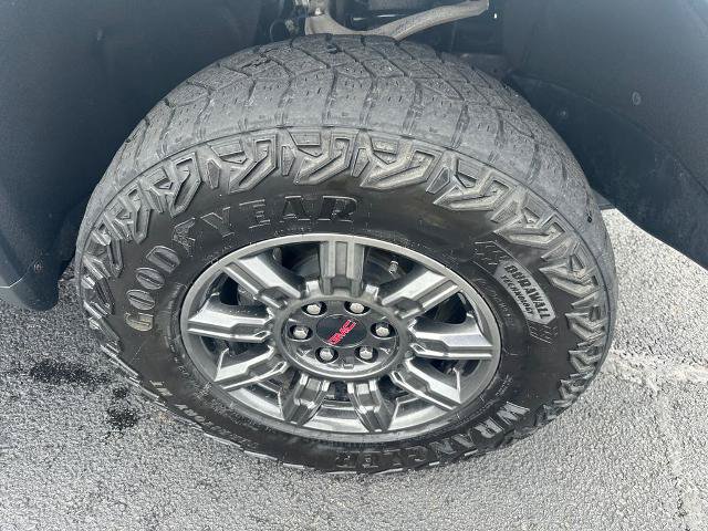 Used 2024 GMC Sierra 1500 AT4X AWD/4WD image 23