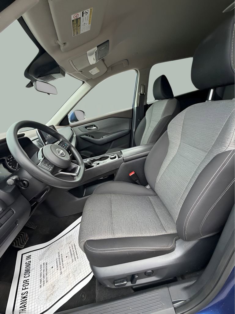 Used 2022 Nissan Rogue SV AWD/4WD image 6