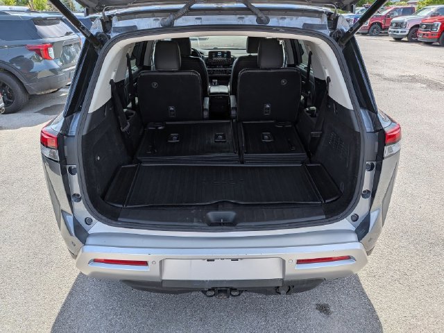 Used 2024 Nissan Pathfinder Platinum AWD/4WD image 20