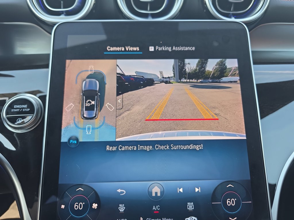 Used 2025 Mercedes-Benz GLC 300 4MATIC image 33