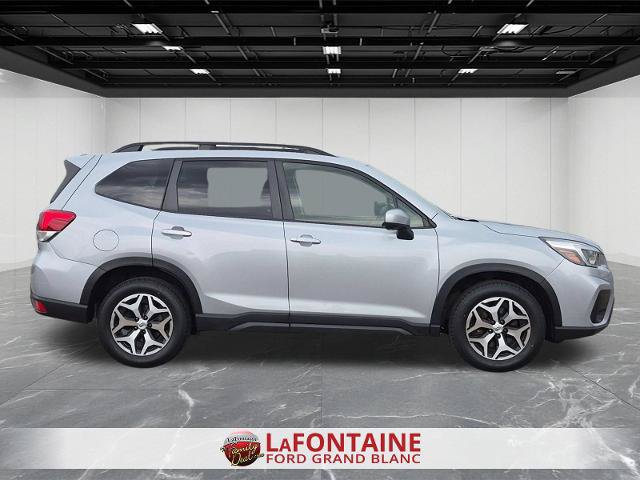 Used 2021 Subaru Forester Premium AWD/4WD image 6