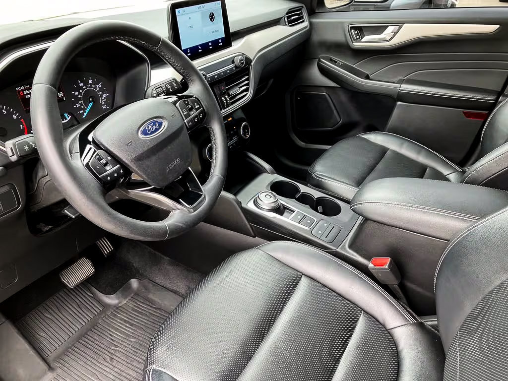 Certified 2022 Ford Escape SEL AWD/4WD image 16